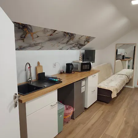 Dach Nad Glowa Apartment Neustettin
